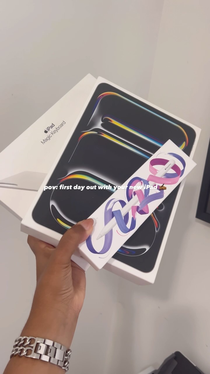 pov: first day out with your new iPad ✍🏾