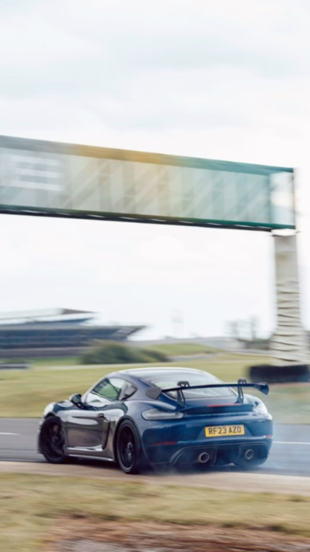 Had an absolute blast a couple of weeks ago with @porsche_gb for their staff event at @pecsilverstone! I did some hot laps in a brand new GT4RS which was utterly sublime 🤩
Thank you again to @porsche_gb @porscheraces_gb for having me, it was a pleasure to be a part of it and I hope I can do more awesome bits like this in the future!
I even managed to take @alicer90akb out too, which also meant a lot to me! 🥰❤️
Many thanks to @danbathie for the exterior shot and @alicer90akb for filming the onboard footage 😁
#porsche #cayman #gt4rs #porschecayman #caymangt4rs #porschegt4rs #718gt4rs #porsche718caymangt4rs #porscheexperiencecentre #sportscar #sportscars #supercar #supercars #drifting #skids #sideways #joshmalin #joshmalinracing