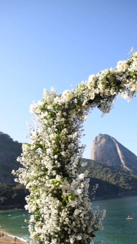 Decor clássica no nosso #tbt de hoje!
Local: @circulomilitardapraiavermelha
Bolo e Doces: @doglacerj
Buffet: @artedossabores
.
.
.
.
#casorioperfeito #decorcasorioperfeito #casorioperfeitodecoracao
#decorcasamento #decoracaopersonalizada #decoraçãodefesta
#casamentosrj #casamento #noivas #noivas2023 #noivas2024
#blogsdecasamento #festadecasamento
#fornecedoresdecasamento #weddingdecor #eventosrj
#WeddingDesign #WeddingCeremony #DecoraçãoCasamento #ProjetoPersonalizado
#EventDesign #PartyDesign #RiodeJaneiro #CasamentoBoutique #miniwedding #decorclassica #decormoderna