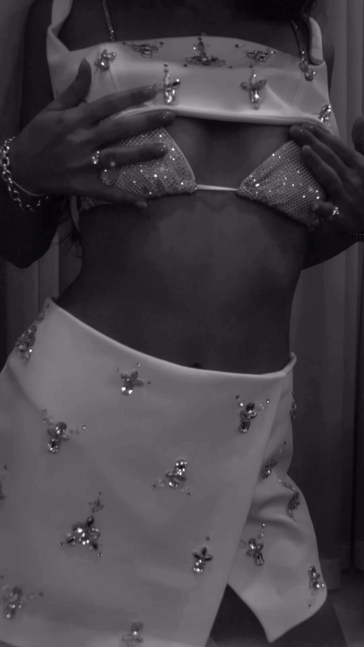 The Perfect Mesmerizing Second Bridal Look Featuring Handcrafted Swarovski and Freedom to Dance
@liorbridal
The beautiful bride @danagoldberg1
Hair @nesel_marom
Makeup @tala_amit
#liorbridal #liorswanworld #bridal #bridalsecondlook #secondlook #bridalwear #bride #bridestyle