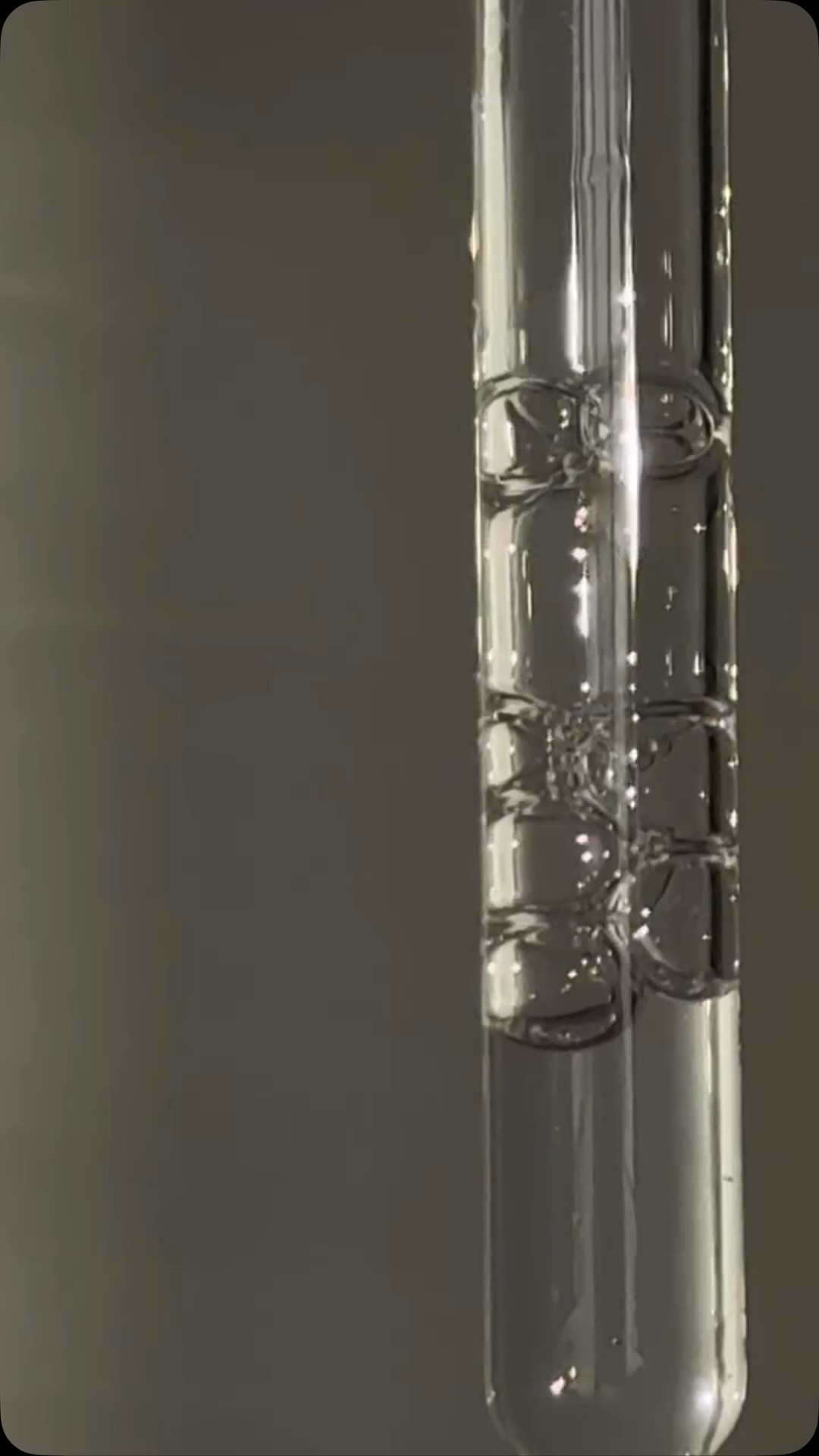 Spring is here. Your clients are waiting for a new, fresh treatment- maximise your salon profits by introducing our 5 star treatment.
Feel absolutely supported in your business with Poseidon skin. Learn how to deliver an exceptional treatment, retain your existing clients and fill your diary with new clients as part of the Poseidon programme. It’s time to stand out ✨