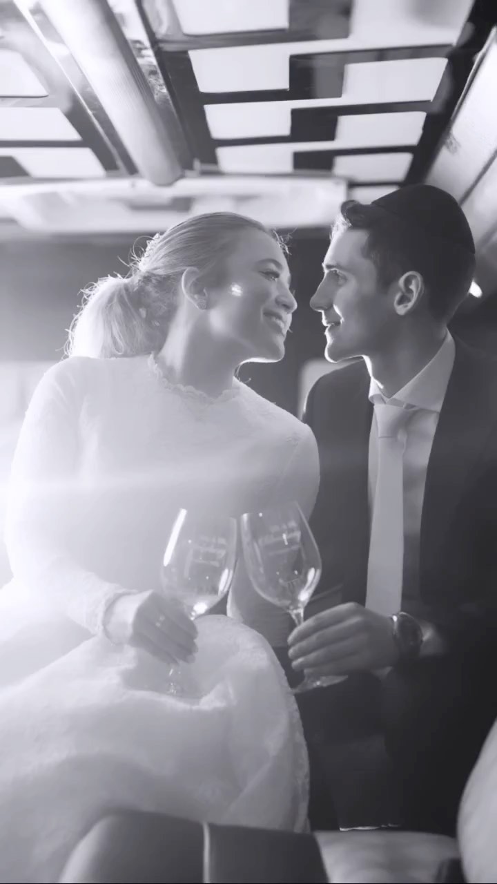 POV ✨
•
Binyamin Korn Photography, Boutique Photography Studio
#AnEliteExperience
•
#couplegoals #love #couple #relationshipgoals #cute #couples #goals #happy #photography #instagood #beautiful #wedding #life #couplesgoals #loveislove #family #explorepage
#weddingday #weddingmoments #weddingceremony #weddingstyle #weddingfashion #bridalfashion #weddinginspiration