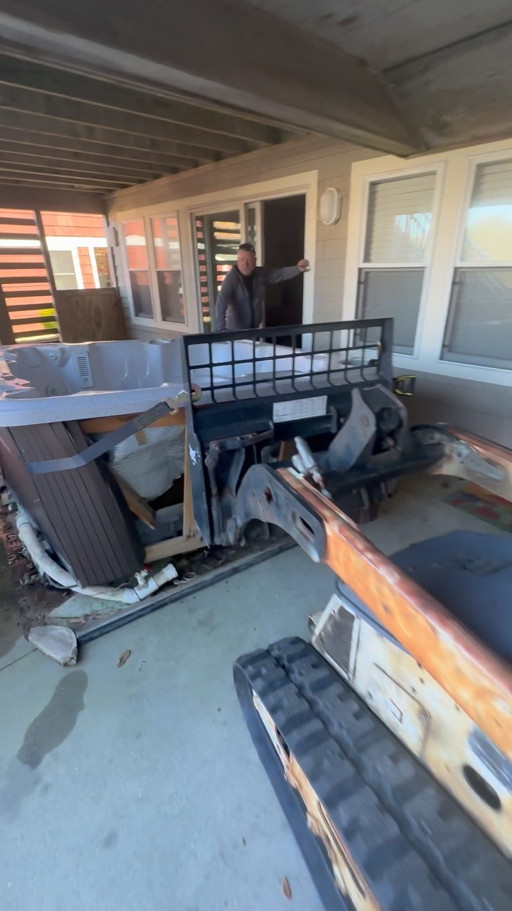 These hottub/spa installs won’t stop us! Are you ready to relax?!
_________________________________________
Reach out today for a quote!
📞(252)599-6288
💻www.ahoyhelp.com
#spa #hottub #poolboy