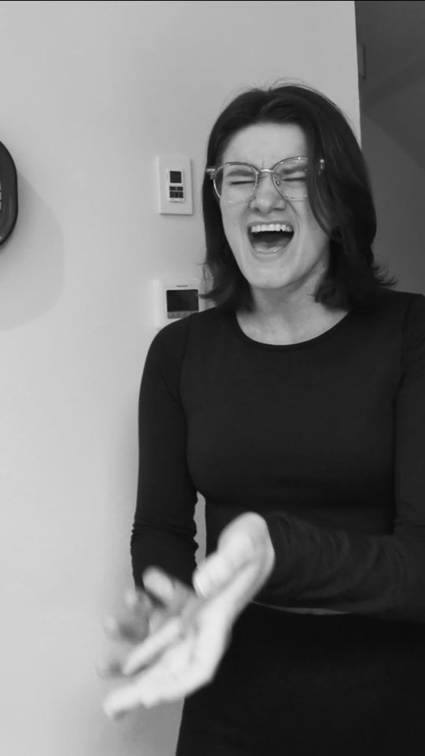 Sometimes you just need to belt it out in your kitchen.
#stonecold @ddlovato