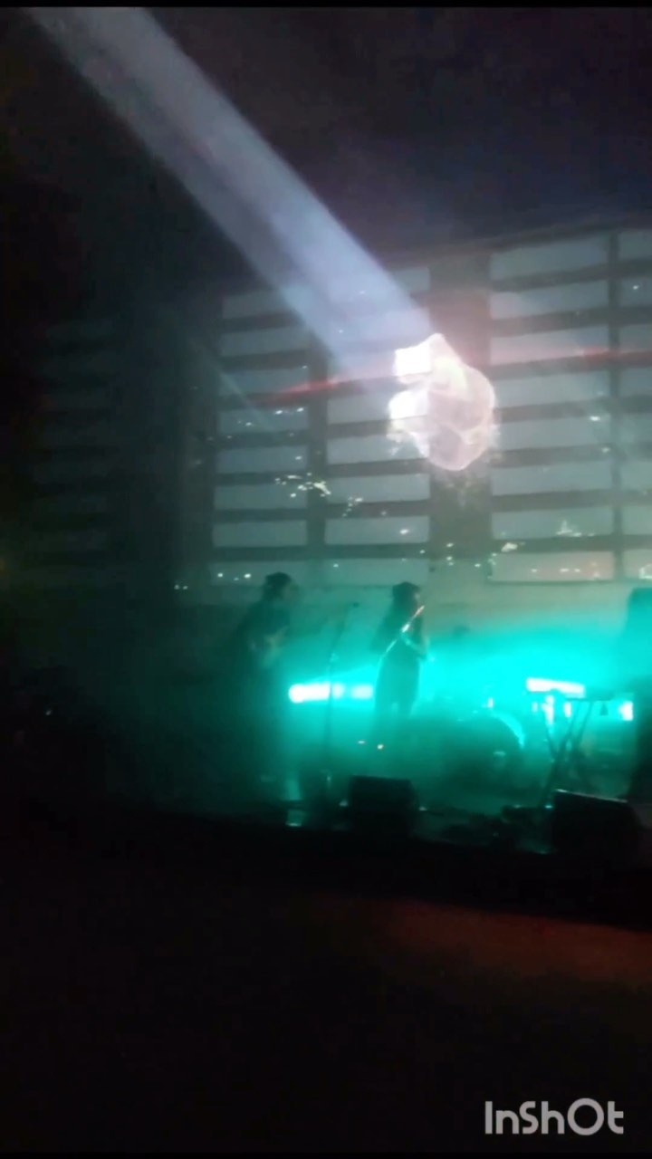 @joebandmusic 💜💜💜 Thank you 💜💜💜
@kongresshalle_nbg
@musikzentrale_nuernberg
und du wunderbares Publikum, für diesen großartigen Abend, in dieser geschichtsträchtigen, einst mit totalitären Ideen geladenen Location, den wir mit euch ein Stückchen mehr mit Menschlichkeit und Zusammenstehen füllen durften. 🖤🙏in diesem Sinne staytogether!
Danke du tolles MuzTeam für alles.
#againstracism #againstsexism #againsthomophobia #meschlichkeit #diebanalitätdesguten #staytogether
#joebandmusic #earth #reichsparteitagsgelände