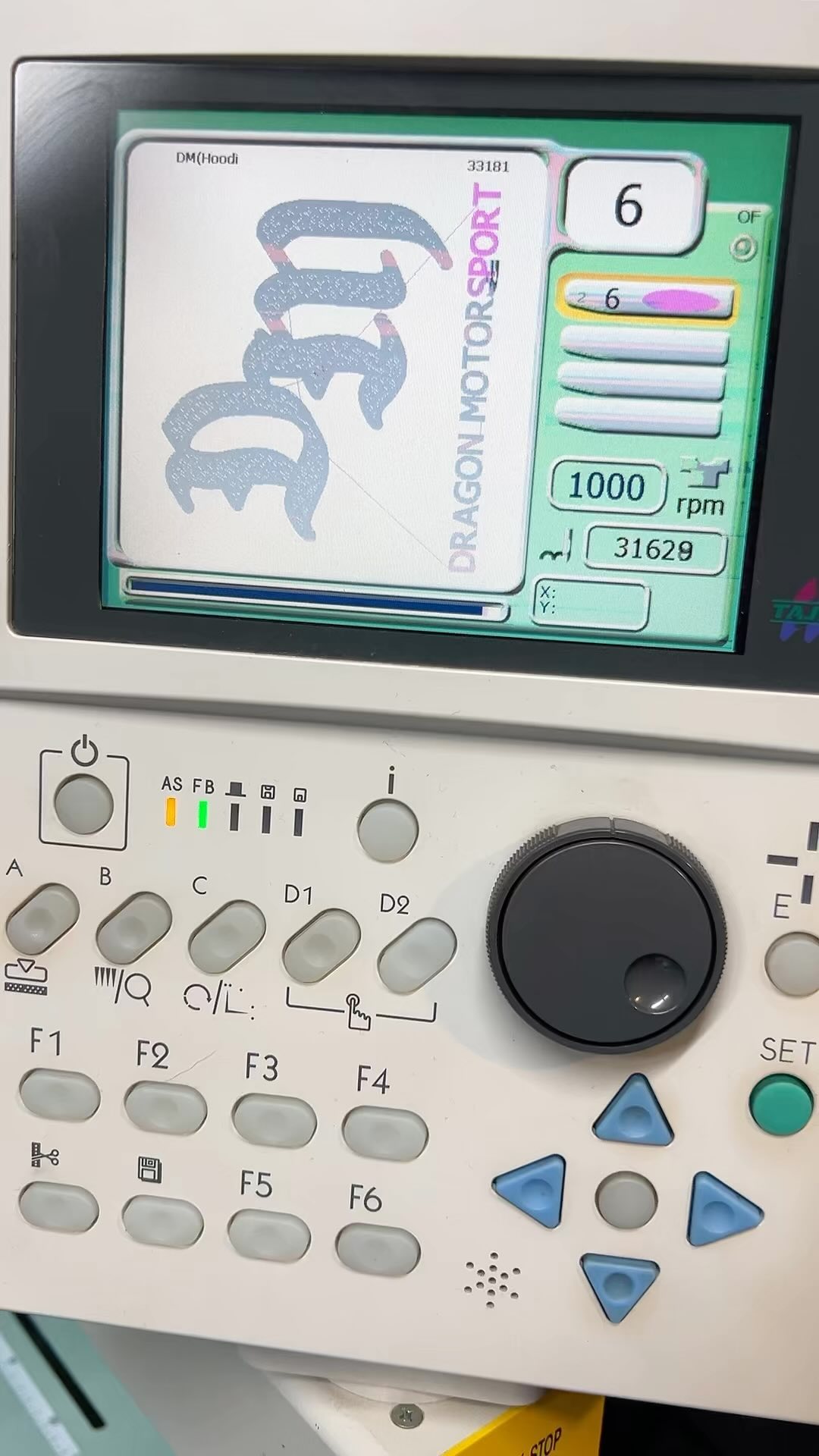 Producing #visualidentity #merchandise #fashion for @dragonmotorsportcarclub This jackets are really hot! 🔥 #style