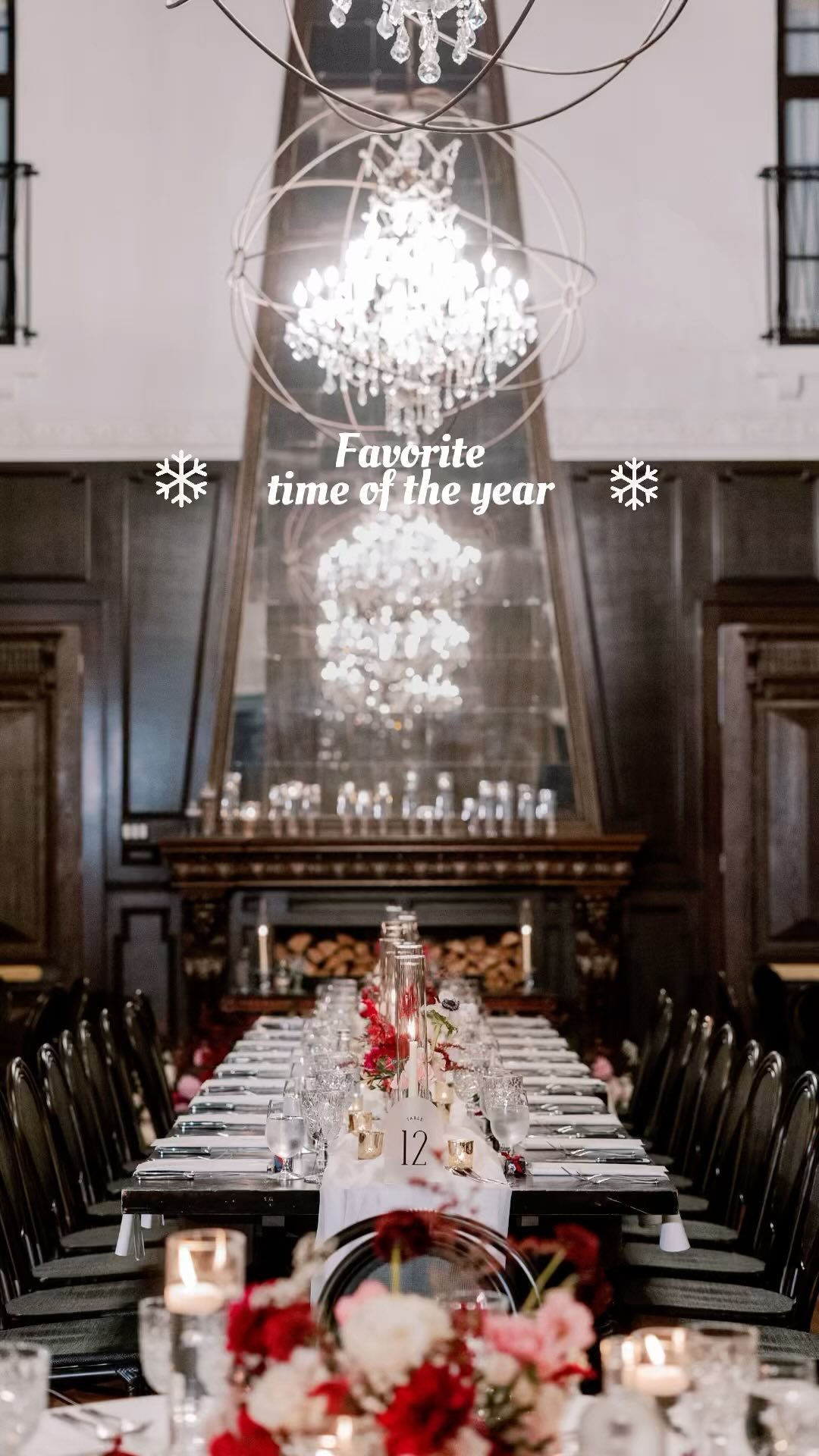 Illuminating candlelit dinner over alluring florals that invite warmth and cheerful feelings, the perfect ambiance for holiday festivities. What are some of your favorite ways to celebrate the Holidays? I wish you all a joyful Holiday and the most beautiful time with your loved ones! ❄️🍷🍾🎄✨
📸 @_madisonellis
@ebelloflb
@klinkevents