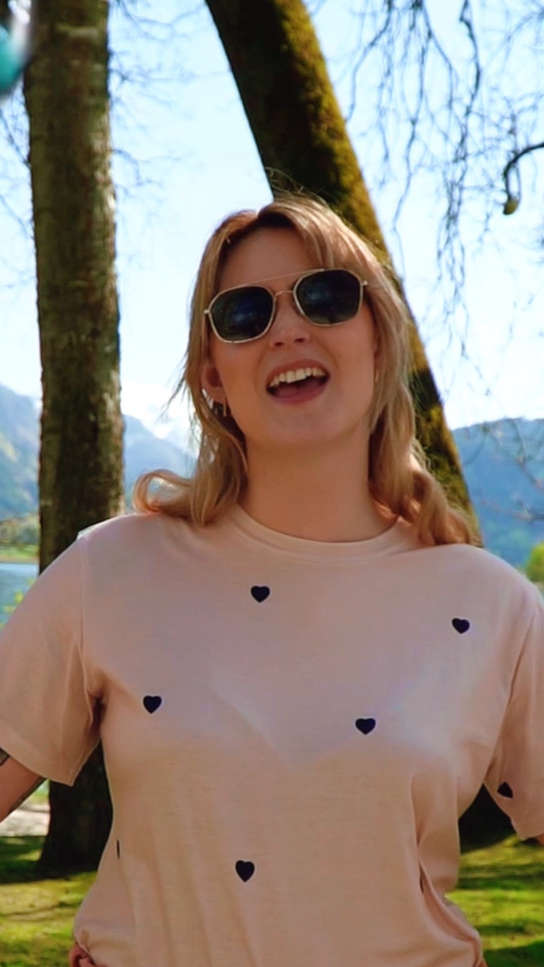 A few more days… 🗓️ 🎼
“Handle Me With Care” is out this Friday 19th April 🗓️ and we can't wait for you to hear Bryony’s best vocal performance to date.. 🎤
It’s a Brit-Soul ballad 🎺 with retro-soul influences. 🎵 Written and produced by the Marveltonez. 🎸
Pre-save from our Link in Bio!
Bryony Nicole is influenced by Lisa Stansfield, Duffy, Adele, Jessie J, Joss Stone, Amy Winehouse, Paloma Faith, Florence Welch, Estelle, Mica Paris, Karen Wheeler, Gabrielle, Des’ree, Beverley Knight and of course Dusty Springfield.
#zellamsee #britishsoul #uksoul #singergirl #blueeyedsoul #soulmusiclovers #independentmusic #independentartist #neosoul