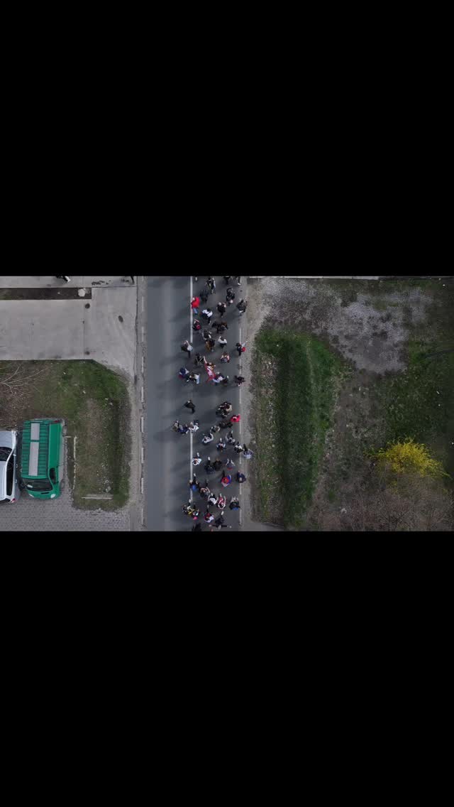 Studentska kolona na putu ka Beogradu danas!
#maršnabeograd #studentprotests #studentskiprotest @studenti_u_blokadi