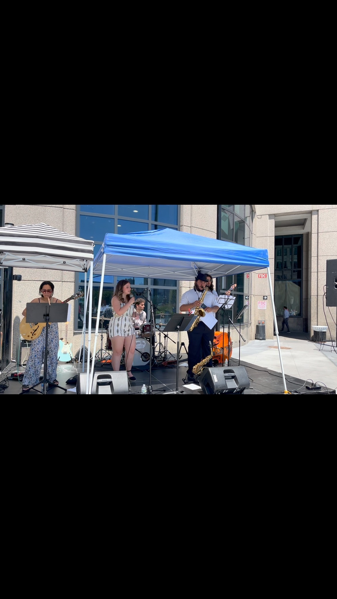 Ticket to Ride/ She Came In Through The Bathroom Window Medley