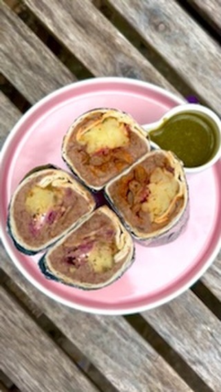 The house burrito 🌯 with bacon by @meatjon or delicious chipotle BBQ mushrooms!