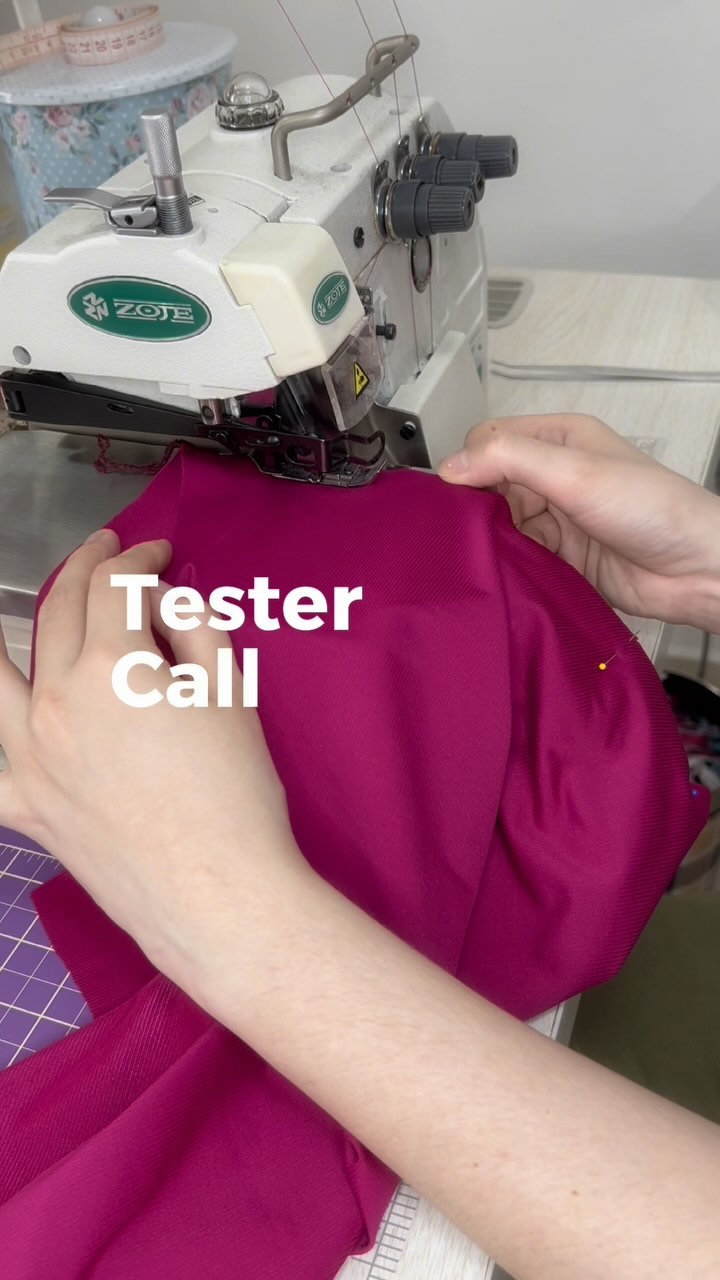 ✨ Tester call - Lara Active Set ✨
I made this activewear set as a gift for my sister, and I love how it turned out, so I decided to release the pattern! Her name is Lara, and I’m naming this set after her 💕
The Lara Active Bottoms come in three lengths (shorts, short leggings, and full-length leggings), with a side pocket for your essentials. Super comfy and functional!
The Lara Active Top is simple and comfortable. It’s fully lined and features enclosed seams, giving it a clean finish with no visible stitching on the outside.
Want to test the patterns?
Head to the link in my bio for more details or just comment “tester,” and I’ll send you the info.
I’d love to have you join! ✂️🪡
#sewingpattern #testercall #activewearpatterns