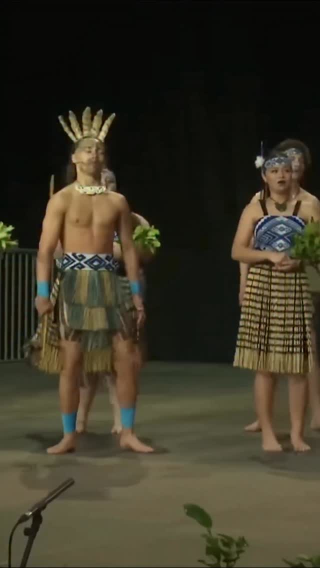 He Waka Kōtuia | Te Hautoka
A waiata to lead us into Matariki.
Tūturu te noho
Tūturu te hono
Tūturu ake nei
Mō Kā Uri | Kāi Tahu 2025