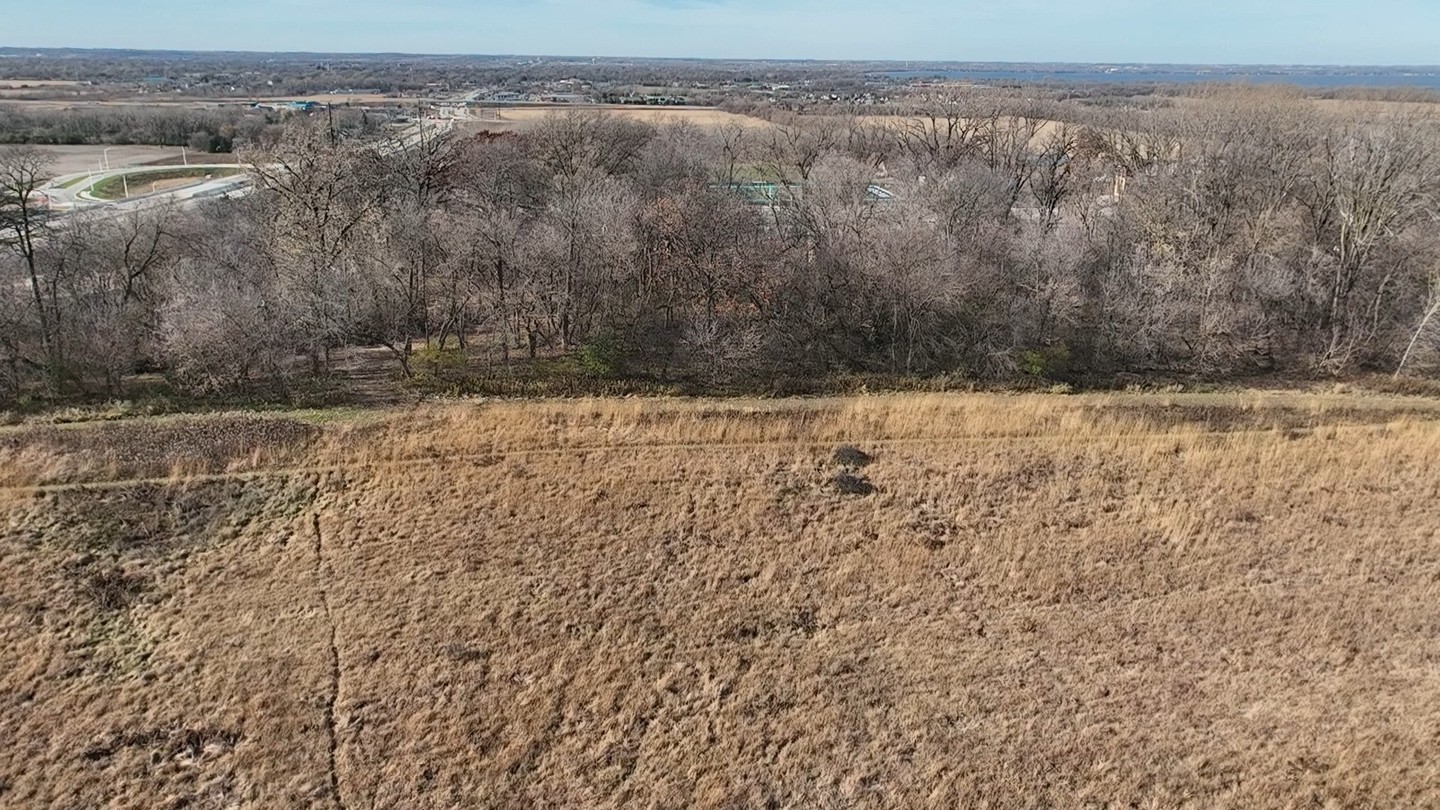 NRE was able to sneak in a drone flight before the high winds yesterday in Fond du Lac County. Fall is a great time to conduct woody invasive species drone surveys as the leaves on woody invasive species stay green much longer than native trees and shrubs. #drone #dronemapping #ecologicalrestoration #lakewinnebago #nativerestoration #dronevideo