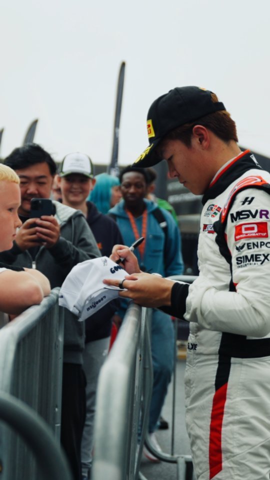 MEMORIES FROM DONINGTON | Next Stop Brands Hatch GP 👊🏻
#doningtonpark #memories #video #hitechpulseeight #gb3
🎥 @l.r.visuals
🤳🏻 @the_storyteller_agency