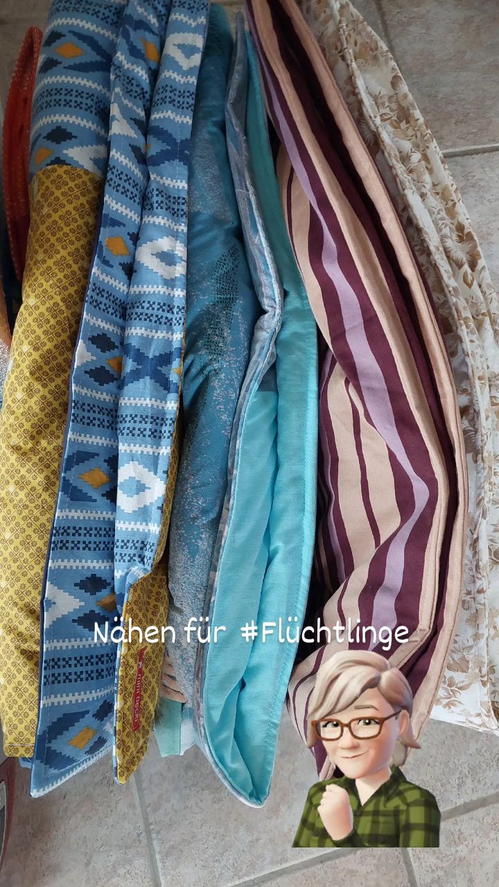 Nähen für #flüchtlinge @minidecki
Möchtest auch du dieses Projekt unterstützen?
Alle Infos @minidecki
Bei mir in Buchs ZH kannst du gerne
🩷STOFFE Spenden
🩷vorbereitete INLETS abholen
🩷genähte DECKEN abgeben
#zusammensindwirstark
#nähenfüreinengutenzweck
#flüchtlingshilfe
#kriegistnieeinelösung