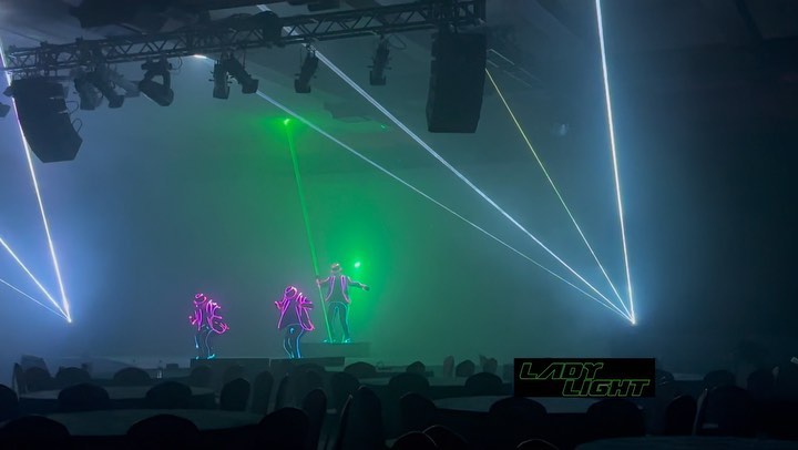 Short clip of rehearsal for a custom corporate session opener using client’s choice music mix and accompanied by 2 @photonkrew hype dancers. Thanks to @cirque_berzerk Programming for laser and light suits by Lady Light. #laseract #lightsuitdancers #lasergirl #laserman #lightbender #wowfactor #eventprof #bespoke #hitech #futuristic