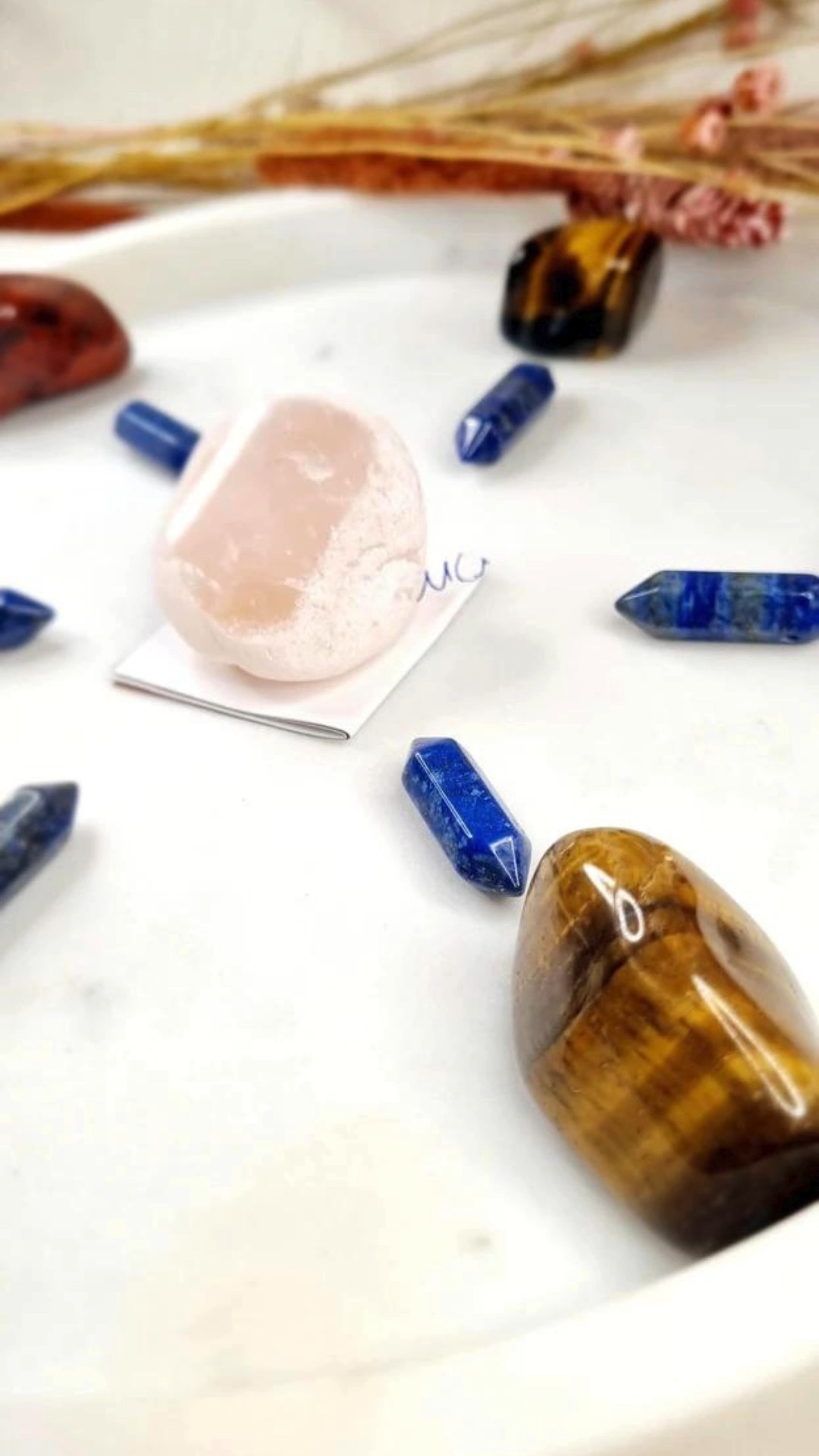 If you follow some more spiritual individuals on Instagram, you've probably come across crystal grids. Don't worry, it's not difficult or airy-fairy. It's simply a way to set an intention or goal for yourself and a method to remind yourself of that intention/goal each time you pass by it! You take various stones and arrange them to direct their energy toward a specific intention.
If you are ready to build your own crystal grid check out our website and blog for detailed instructions and tips!
Stay Wild! ✌️
Wild Stones Amsterdam