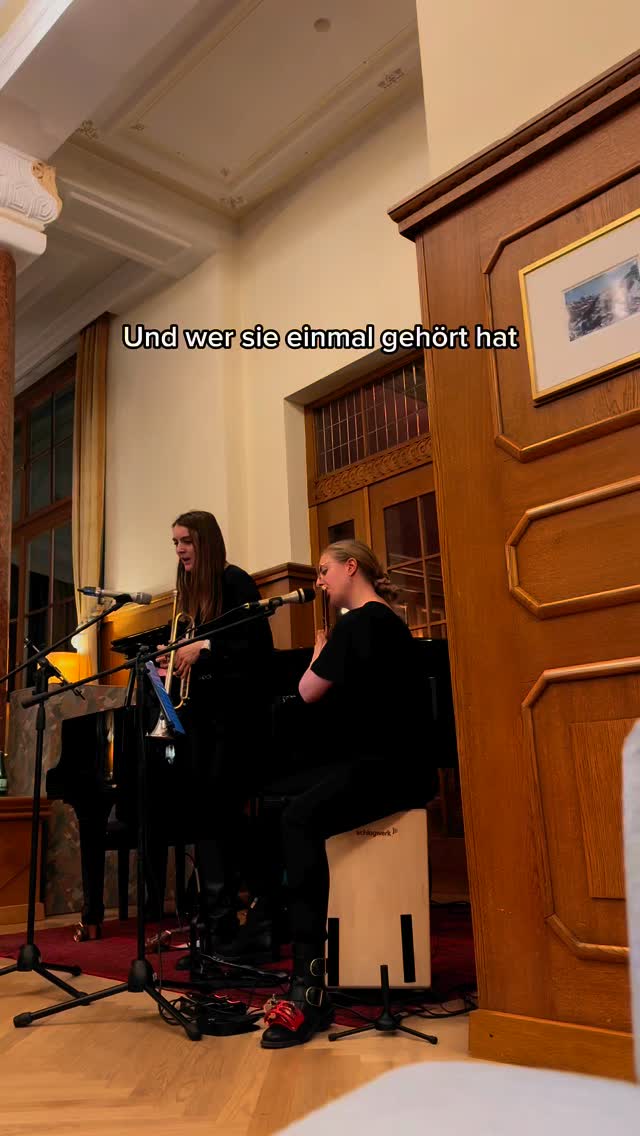 Swiss Lady lieben wir! Macht uns einfach jedes Mal Spass!
#steidletrio #musikerfamilie #musik #swiss #swisslady