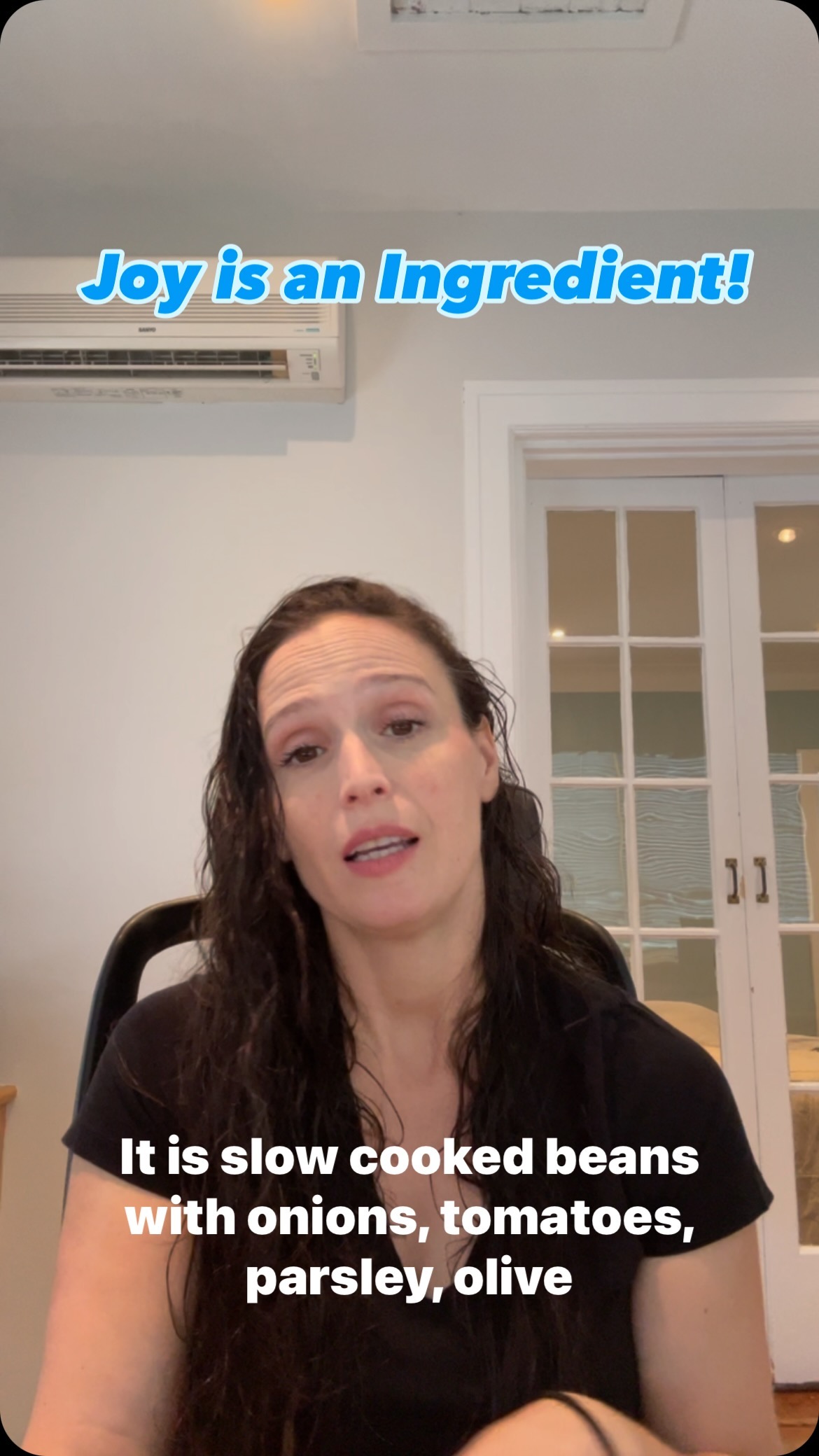 I saw an RD online yesterday, talking about how some patients find it confusing and alienating to be told “just eat a Mediterranean diet”. And fair enough. Which part of the Mediterranean? What foods? Can I eat anything I used to eat? It’s a lot.
I think it’s important to remember that it’s a dietary pattern, and that you can get there with literally any cuisine on earth.
My partner is Egyptian and loves Ful Medames for breakfast. It has everything that is considered health promoting about a Mediterranean diet; legumes, lean protein, lots of fruit and veg, polyunsaturated fats, and whole grains. It’s not magically less health promoting because it’s Egyptian instead of “Mediterranean”. If you do not enjoy the foods you are eating, that’s not going to be a sustainable eating pattern long term. Joy is an ingredient, don’t leave it out!
#MediterraneanDiet #HealthyEating #DietaryPatterns#FulMedames #Nutrition #HealthyLifestyle #JoyInEating #SustainableEating #Legumes #WholeGrains #HealthyFats #lifestylemedicine #doctormom #your_lifestyle_doctors