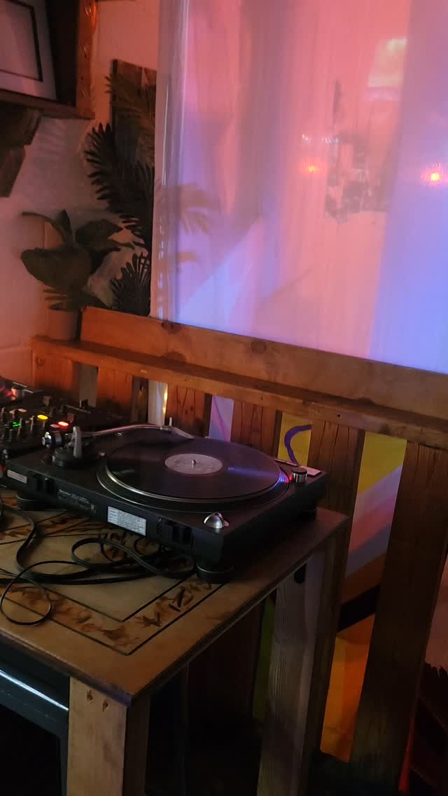 Every Thursday we hold an open decks evening. Anyone can come down and play their favourite vinyls, have a dance and enjoy.
To book your slot simply come by and add your name to the list on the bar!