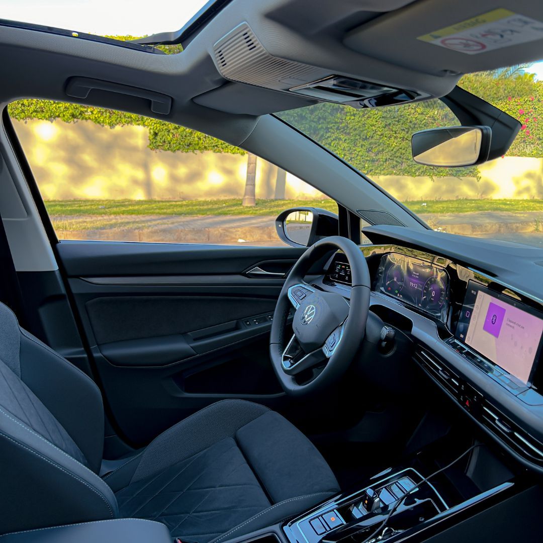 Explorez l'Élégance et l'Innovation avec la Volkswagen Golf 2024