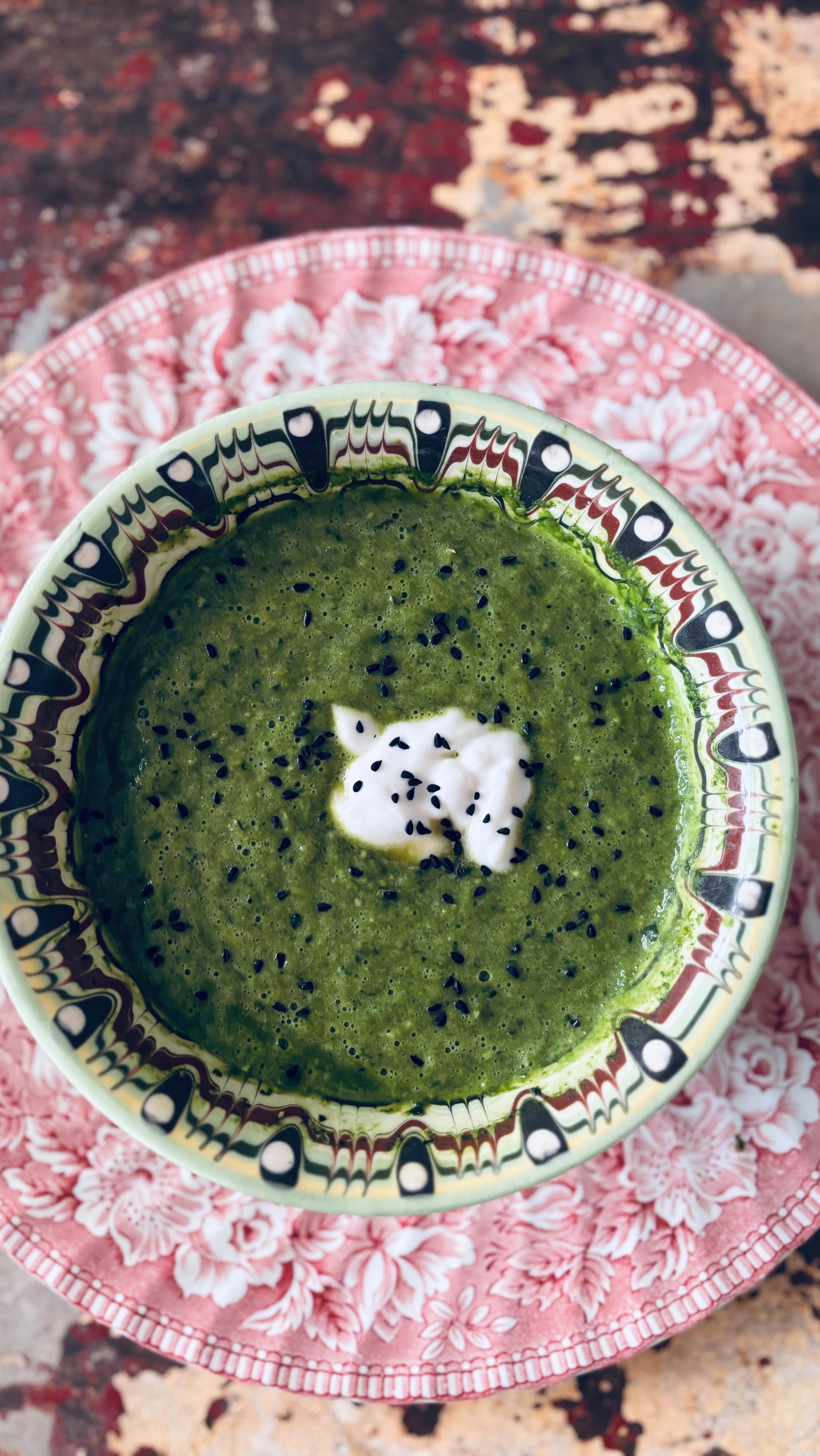 💚 Green Asian inspired Seasonal Winter soup 💚
This bowl of goodness is great for warming up on those cold days we have ahead of us - filled with ingredients that are nutrient dense for helping support our immune systems, plenty of protein and a glorious colour to satisfy your mind! Also an amazing way to just eat loads of greens in one sitting 🥣
1. Roughly chop a leek, peel a thumb size piece of fresh ginger, a couple of garlic cloves and a green chilli. If you like it HOT HOT, you can always add more!
2. Strip stalks out of Cavell Nero cabbage and roughly chop (it all gets blended anyway!)
3. Heat up around a tablespoon of coconut oil (don’t let it burn) sautéed the leeks, as they start to turn glassy and soft add ginger, wait a min then add garlic and chilli.
4. Throw in your cabbage (I used about 3/4 big leaves) add a cup or two of water so the ingredients are covered but not swimming or downing!
5. Let it bubble for about 2 mins until soft, chuck in a couple of handfuls of spinach and broth of your choice.
6. Simmer for around a min with lid, until spinach is wilted. Don’t boil or leave for long or you’ll loose the goodness!
7. Set aside if the heat to cool a bit before blending!
8. I like to eat this with an egg fried in coconut oil or I have also enjoyed roasted some halved sprouts and popping them in at the end
9. Swirl some coconut yoghurt to add a creaminess and I love sprinkling those little back nigella seeds on to! Sesame would also be a good option either toasted or a very light drizzle of sesame oil.
Karibu/enjoy!!!
#kidogoyokitchen #wellbeingcoach #nourishyourbody #nourishtoflourish #greensoup #balanacedeating
