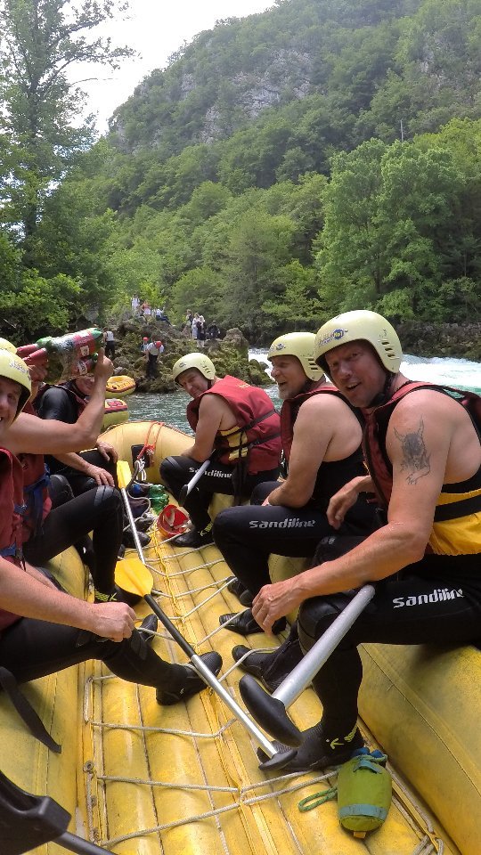 Book your adventure #unarafting_bijeli❤ #visitbihac #nacionalniparkuna #visitbih