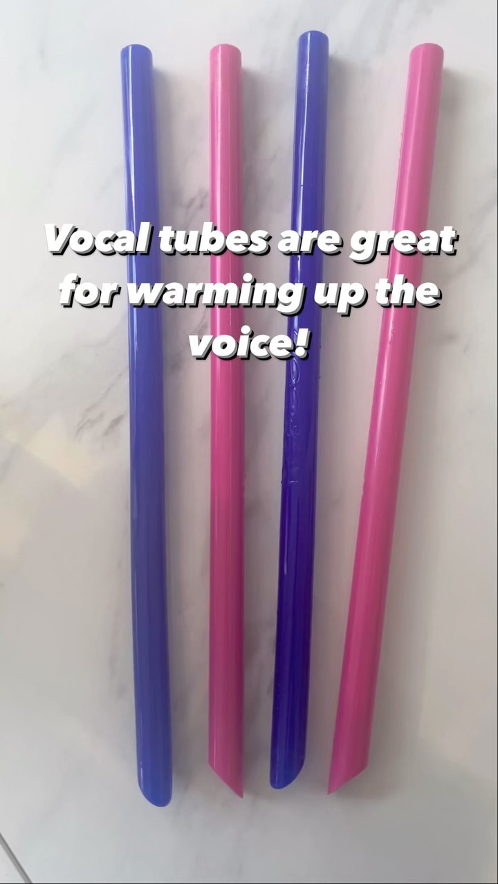 We love vocal tubes! 💖 they are great for warming up the voice safely. Also great for voice therapy too! Here are our brilliant Elites preparing their voices for the session ahead. No matter what aspect of voice training you are doing it’s always important to warm up. 💖🤩#voiceactor #vocaltubes #voicecoach #voicecoaching #warmup #vocalwarmups