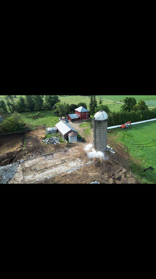 Started the week off with a bang! #dynamite #Klompsinc #Klomps #demolition #wreckingcrew #silodemolition #Silo #concretecrushing #excavator #excavating #dynamite #explosion #boom #bang #blowup
