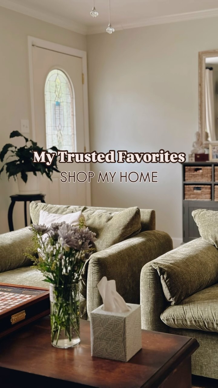 I love when I find an awesome piece for my home especially if its approachable and affordable. So I'm sharing my favorite products, decor, furniture with you guys!
Everything I share is going to be something I own and use. Because girls don't hate keep š
Comment 'bellacasa' to see everything my home favorites š¤