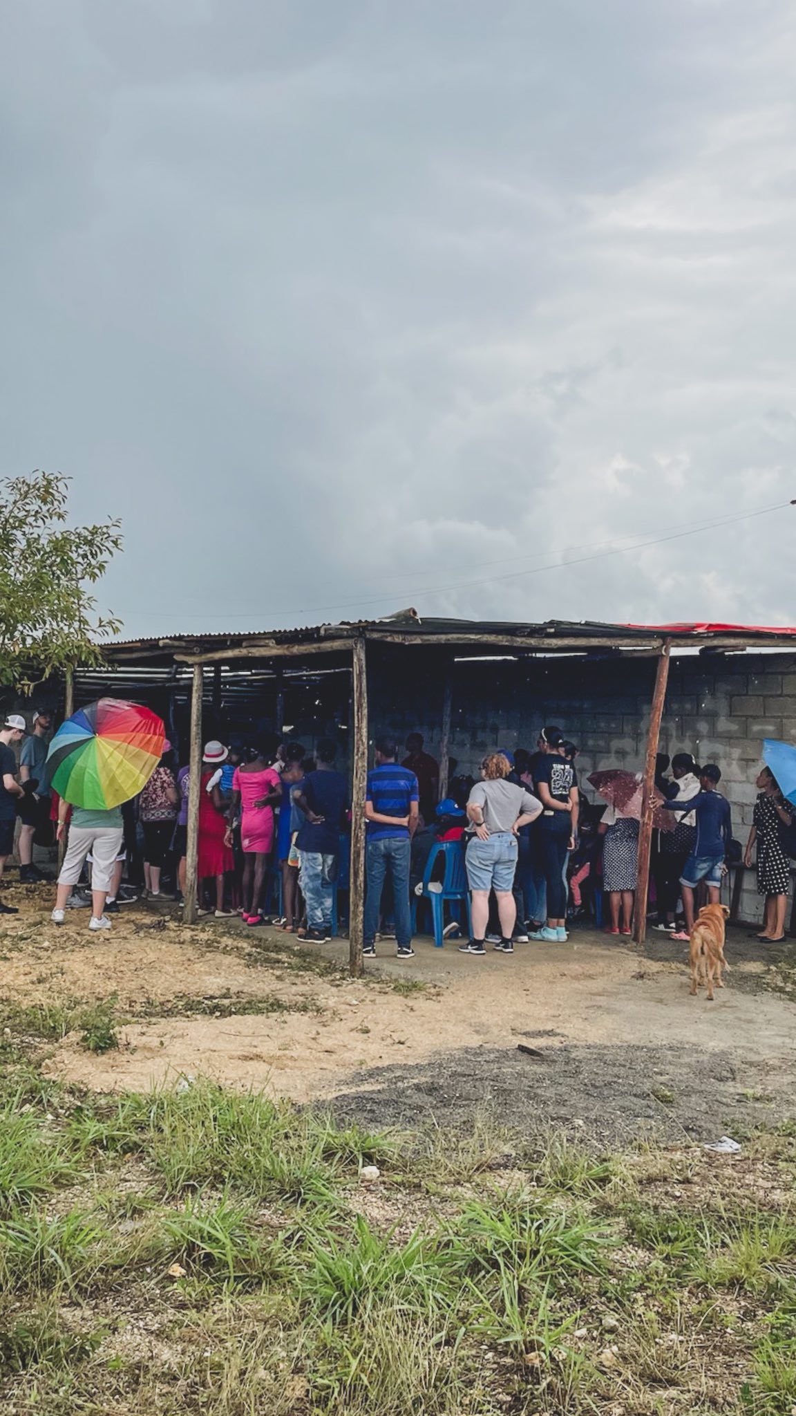 The rain won’t stop the praise! 🙌
We’re amazed at how God is adding to our partner churches in the Dominican Republic—nearly all of which have had to purchase larger meeting spaces in the last few months!
Even in less-than-ideal weather, our latest mission trip team was able to worship alongside one of these blossoming congregations under a small tin roof. Please pray with us that these partner churches would continue to reach many more refugee families with the power of the Gospel 🙏
.
.
.
#restoreministriesinternational #projectnewjerusalem #gospelofjesuschrist #missionstrip #haitian #refugees #dominicanrepublic🇩🇴 #republicadominicana