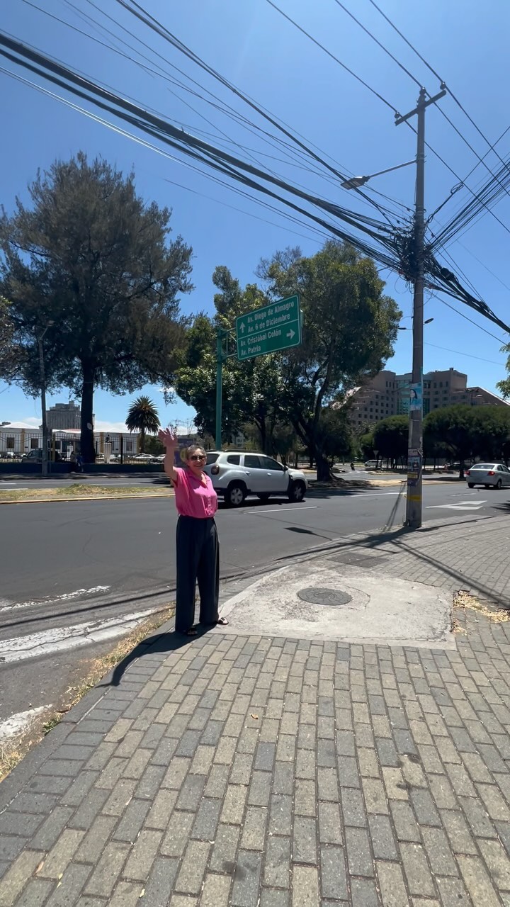 ¿Conocías nuestra ubicación?
Visítanos hoy mismo! ☺️❤️
📍Enrique Gangotena N26-174 y Av Orellana