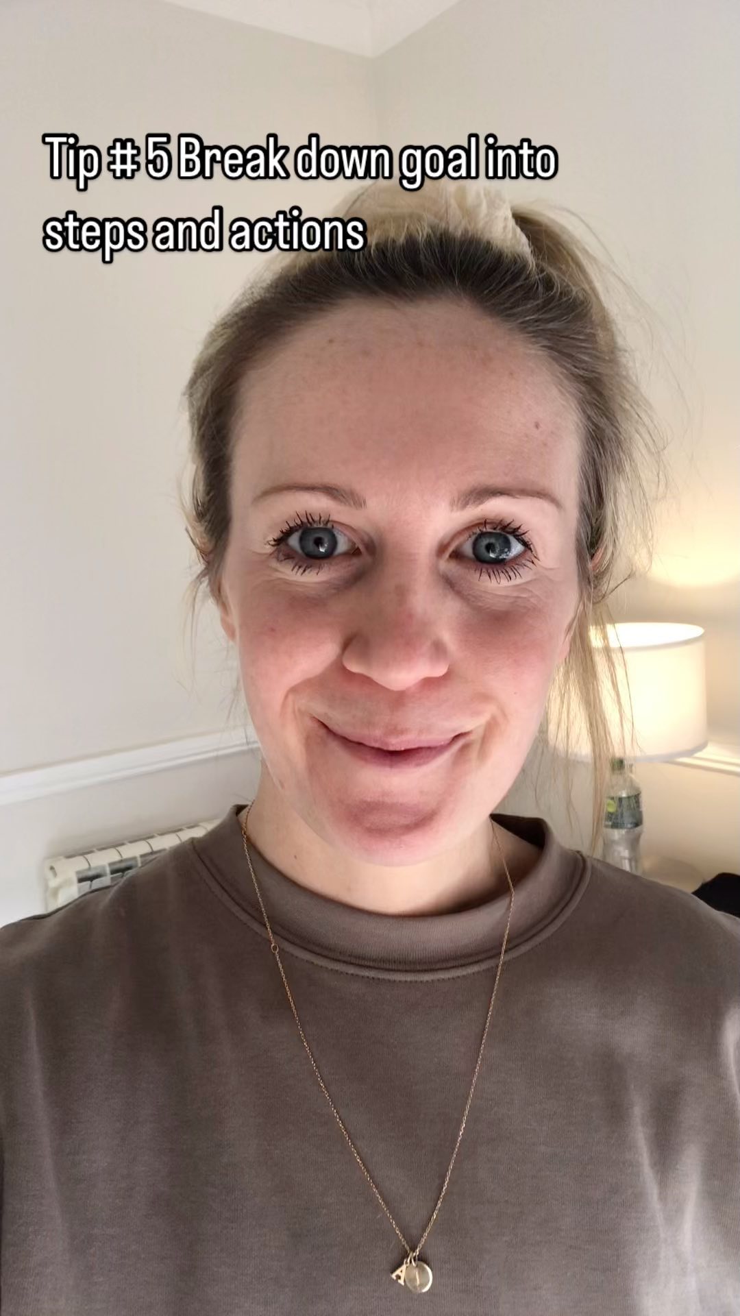 Tip # 5. Attach actions to goals.
How does this help with focus and productivity?
💡 Helps you anticipate and problem solve challenges that may arise and distract you. From the goal.
💡 Takes the pressure off when you can follow steps and forget about the end goal.
💡By working through the steps you can feel like you’re accomplishing something, helping you to stay on task.
#occupationaltherapy #adhd #neurodiversity #mentalhealth #actions #goals #executivefunctioningskills