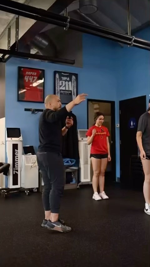 🔥 2 forward, 1 back – the rhythm of champions! 🔥
.
.
.
Watch as our expert coach leads athletes through dynamic exercises, building explosive power and agility.
.
.
.
These drills aren’t just about speed - they enhance coordination, balance, and overall athleticism, essential for dominating on the field or court. 🏆
.
.
.
But remember, this is just one piece of the puzzle! Our comprehensive training programs cover every aspect of athletic development, ensuring you’re primed for success from every angle. 💪🏼✨
#plyometrics #strength #athletes #volleyball #lacrosse #soccer