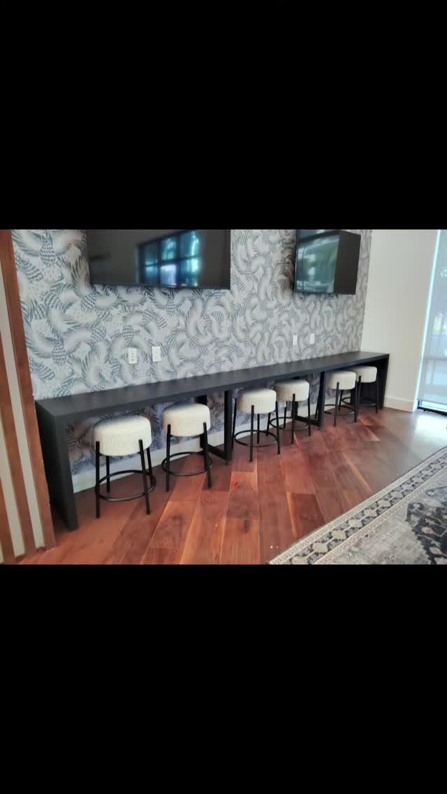 I hope everyone had a good spring break. We spent part of ours installing a couple pieces in Richardson, Texas outside of Dallas. Another fun collaboration with @huedesign_tx