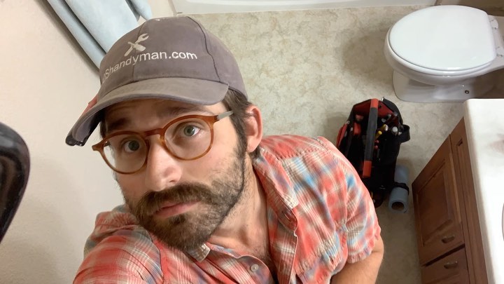 Large format tiles are unforgiving but sooo very satisfying! I’m having fun with this batch of bathroom renovations and am currently booked 3 weeks out. If you need me give me a shout! I’m the #mackofalltrades 🛠️💪