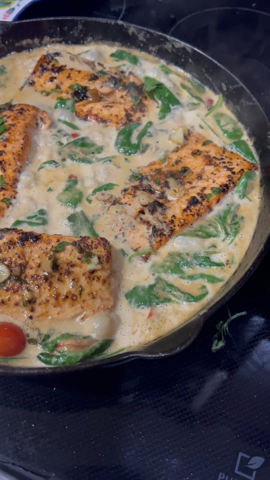 Montgomery’s Kitchen
🔗 Link In Bio