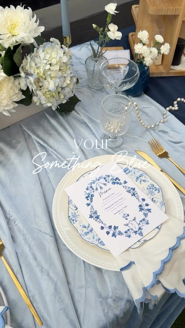 Imagine your event stationary matches your tablescape 🤩
Venue @julepvenue
Host @ringmasters.sd
Designer @my.water.color.story
Planner @perfectpicnicssd @baldwinbridal
Content Creator @everlastingbytes
Bar @snakeoilcocktail
Caterer @macdaddycoronado
Desserts @cabetospops
Entertainment @metricsystementertainment
——
#weddinginspo #weddingmenu #stationarylove #eventplanner #weddingplanner #sdweddingplanner #sdweddingvenue #btscontent #weddingcontentcreator #stylemepretty #weddingcontent