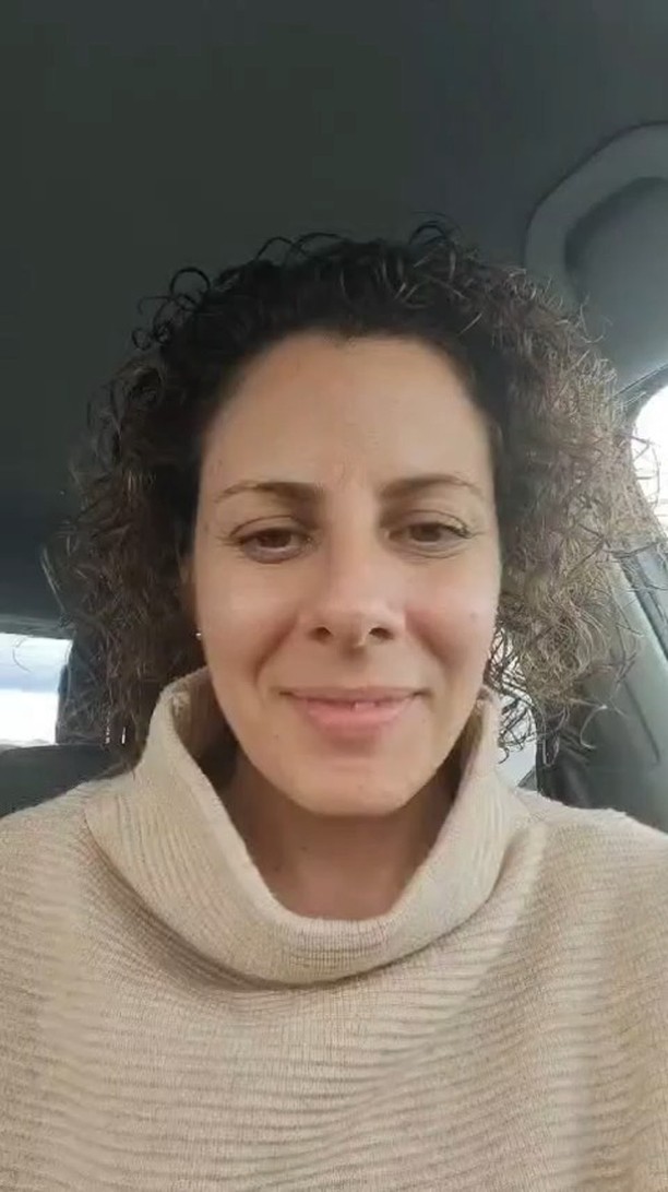 A training participant recently asked, “If we empathise with someone’s negative feelings, do we risk making them feel more negative?”
Or does it actually help?
As leaders, knowing how to support your teams in positive and negative situations is essential.
Empathy doesn’t make you feel worse.
Empathy makes you feel better.
It makes you feel seen.
It validates your emotions.
It makes conversations more successful.
Do you agree?
Let us know in the comments ⬇️
🌐 www.thechangeagent.eu
📩 info@thechangeagent.eu
#TheChangeAgent #Empathy #Leadership #LeadershipCoaching #BusinessPsychology