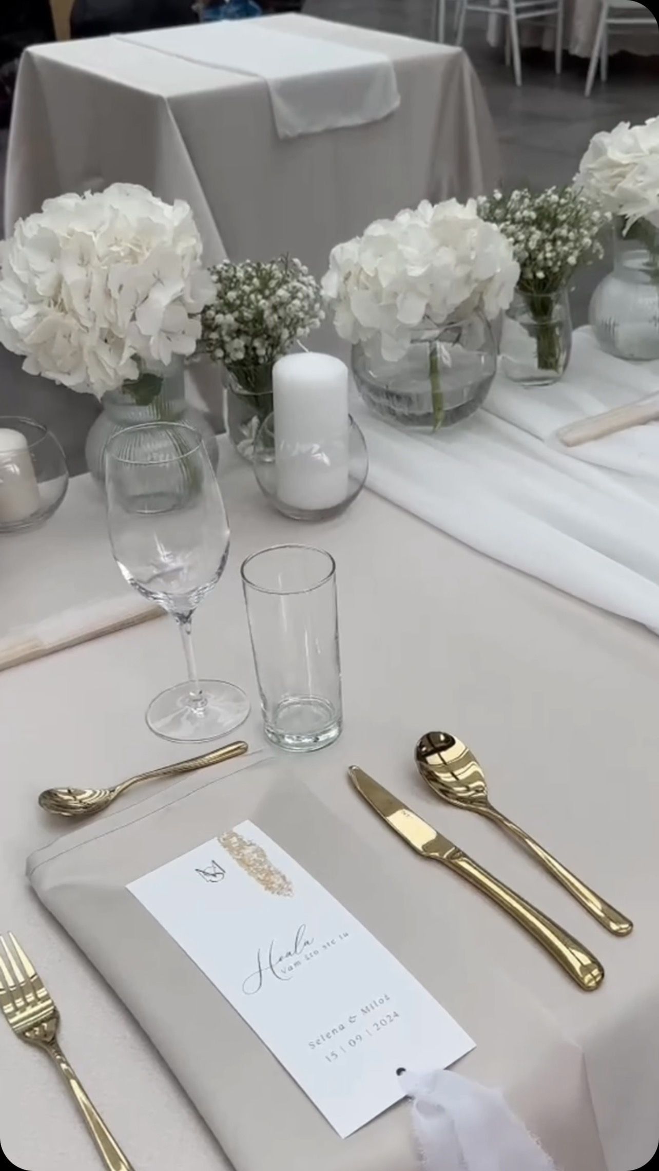 🤍 S + M 🤍
.
.
.
.
.
.
.
.
.
.
#medimleko #weddingstationery #weddingdecoration #weddingdecor #weddinginvitation #dekoracijavencanja #placecards #pozivnice
🤍 @floradizajn