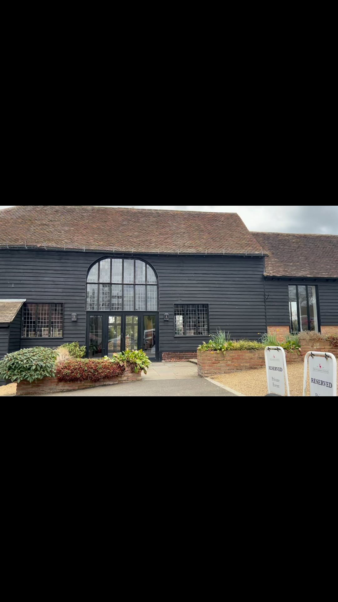 So lovely visiting the Warren Estate today and seeing our big build and renovation still looking stunning, 6 years on. 😍😍💫#murrillbuild #newbuild #barn #barnbuild #estate #essexbuilders #stunningbuilds #commercialbuilds #essexbuilders #renovation