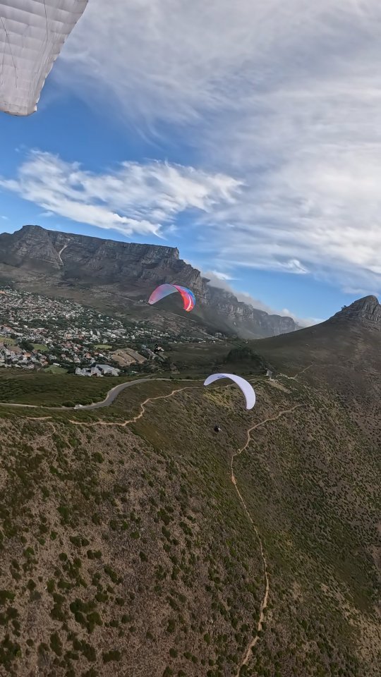 Fly Cape Town 🙂
#paragliding #paraglide #flycapetown #fly #capetown #southafrica #tablemountain #tablemountainnationalpark #skysafari