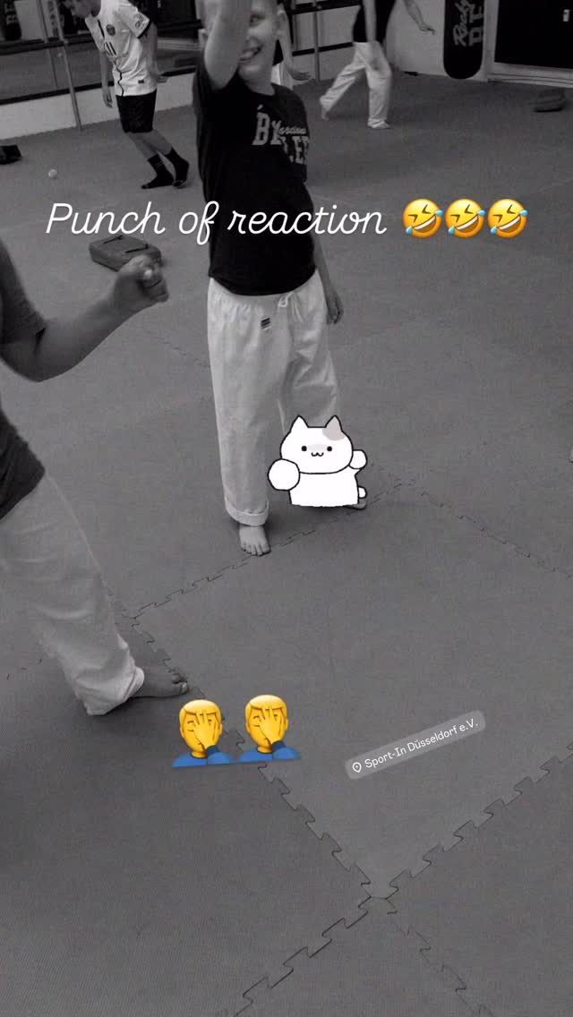 #taekwondo by Inan Tunc #taekwondotraining #meinemädels #fit #fitness #fitnessmotivation #lifestyle #sport #düsseldorfsport #sportstyle #sports #spaß #spass #kick #kicks #frauenpower #mädchen #mädchenpower #bewegung #power #jugend #derendorf #pempelfort #family #familie #kids #kinder #verein #vereinsleben