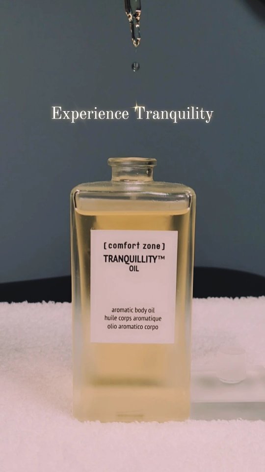 Each facial and body treatment start with our Tranquility Welcome.
Primarily composed of cedarwood and sweet orange-
helps to balance mind and body, calming and contrasting stress and tension.
The essential oils of rose, sandalwood, geranium and vetiver complete the bouquet, offering an unmistakable
embracing and relaxing olfactory identity 😍
#comfortzone #facial #bodytreatment #massage #hydrate #tranquility #yyc #calgary #seton #auburnbay #mahogony #spas #yycspa #yycskin #skincare #unique #southeastcalgary #treatyourself #local