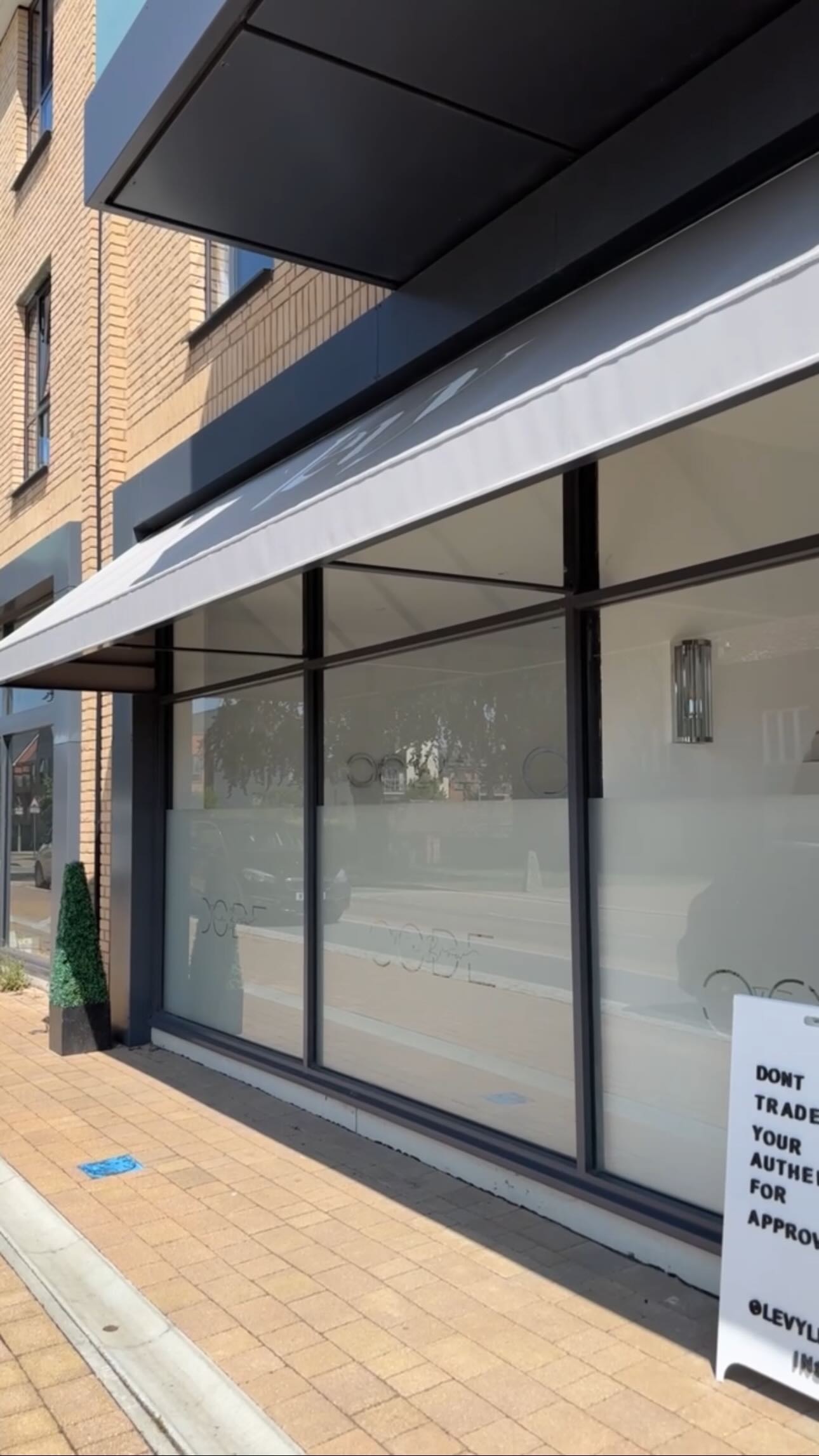 The Gel Duo course is such a fun, creative course! If you’re looking to maser the art of both, Gels & BIAB! 💅🏽
We don’t just teach you how to master nails themselves, we also teach you how to market your work on social media and everything nails!
Invest in your GEL DUO COURSE
📍Sidcup, Kent
🗓️2nd of July
Book your course via our website 💻
#nailcoursesurrey #nailcoursekent #biabcoursesurrey #biabcoursekent #geltraining #biabtraining