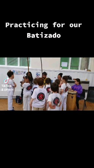 Our 2024 Batizado and Troca de Cordas is the 7/8 June.
We hope to see you there!!
https://forms.gle/PmFJTLtVMgpS8USw7
#capoeirasheffield #capoierasenzala