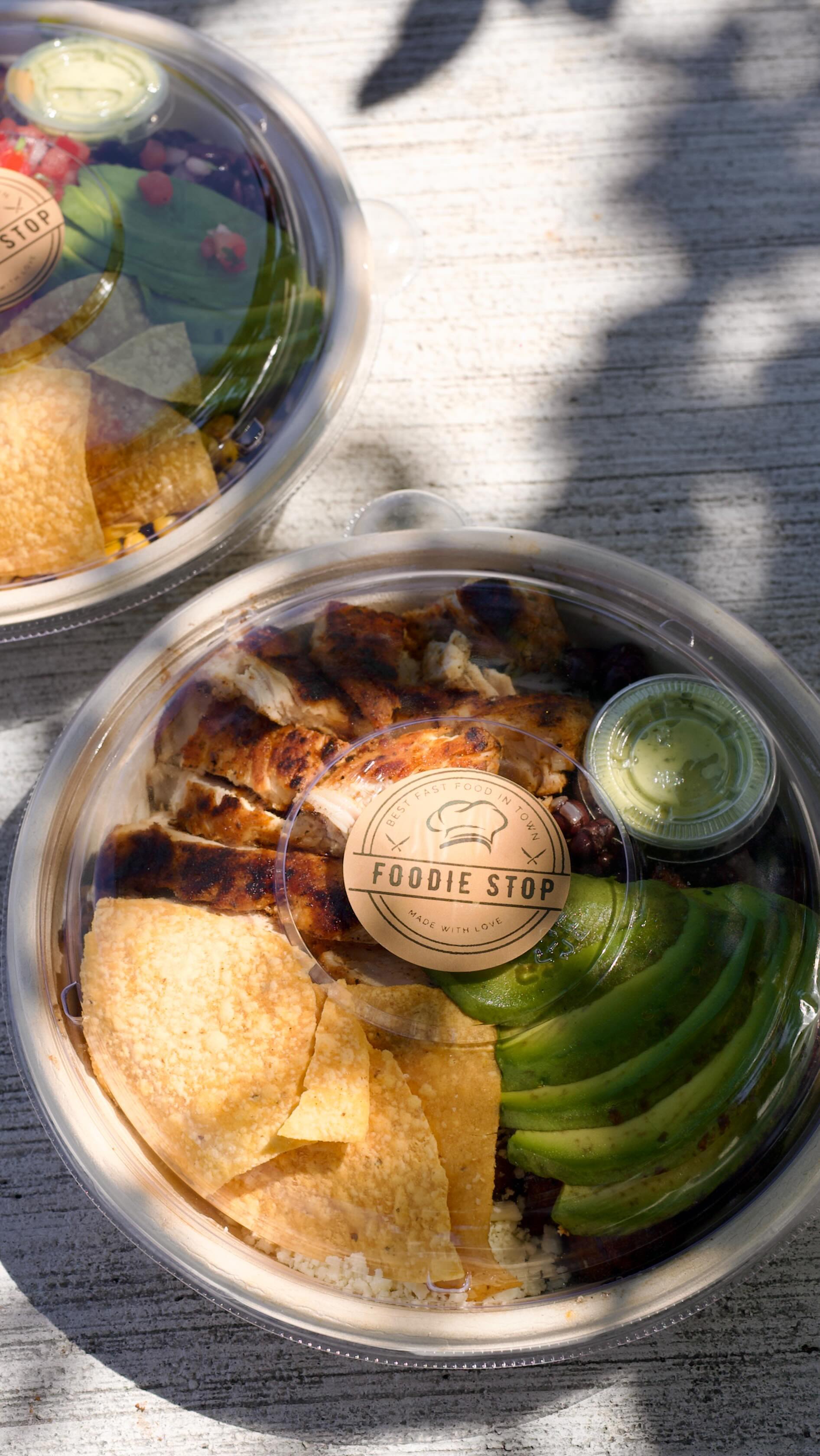 Well, choose and assemble your lunch as you like π§βπ³π₯π
@foodiestop2023
#lunch
#lunchtime
#brickelllunch
#brickellfood
#brickellfoodtrucks
#brickellfoodie
#brickellrestaurants
#brickelllunchdelivery
#latinfoodporn
#latinfoodtruck
#latinbowlrestaurant
#miamilunchtime