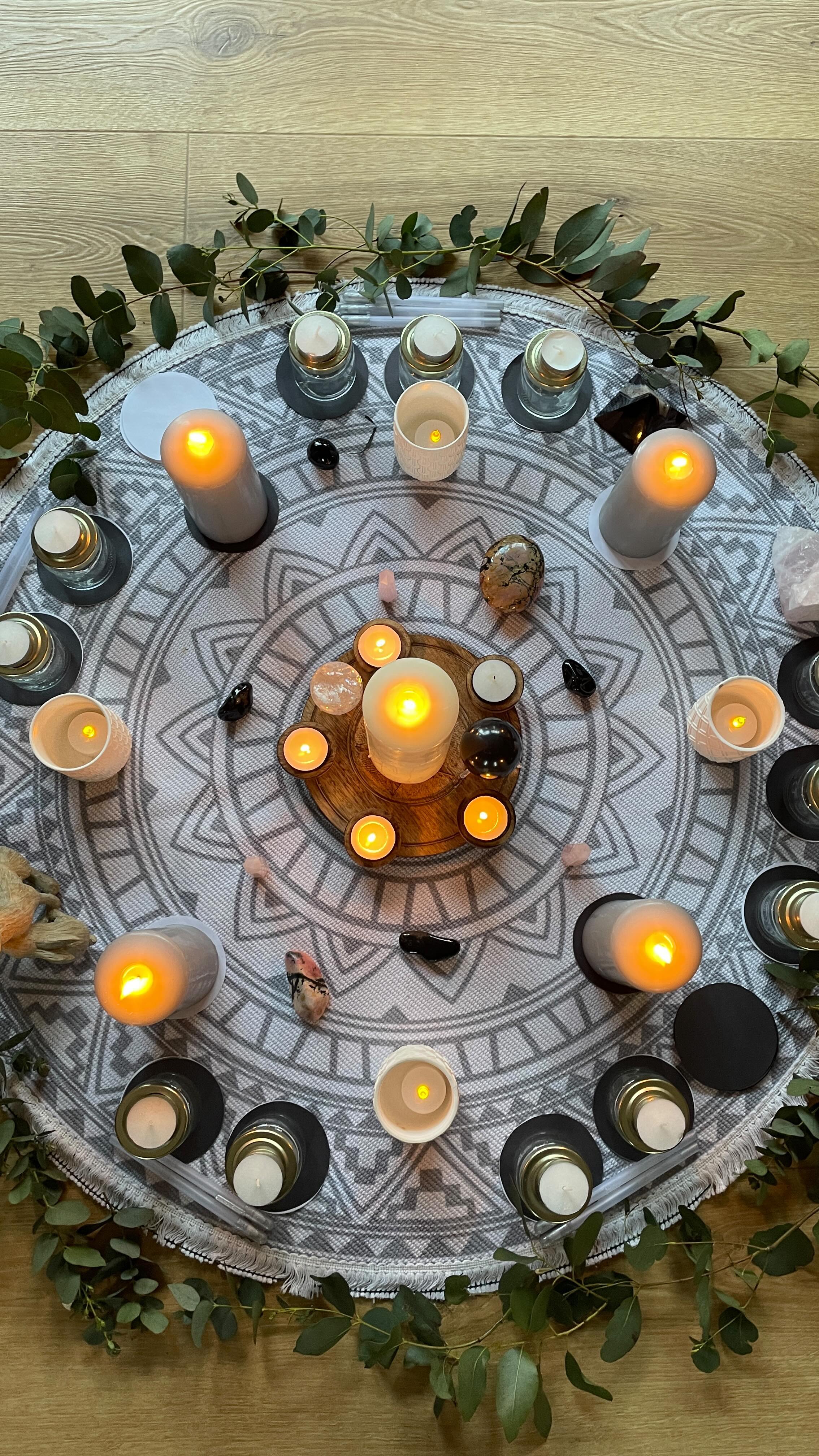 Such an ABSOLUTELY stunning heart filled evening with our beautiful community of women last night. When a woman’s heart opens and allows others to see all of her, the divine enters and her light emerges for all to see. ❤️
As we landed into the space, the need to come home to ourselves was really alive. We softened into the body and sunk into the yummy presence of stillness and presence, allowing ourselves to be witnessed by the other women of the group.
It was always going to be powerful during these wild eclipse energies but wow we all really needed the love and support of each other!
So much is rising for us all during these times, it’s so easy not to feel, to push away and ignore what’s asking to be witnessed. But these times leave us no choice, we have to face and move into the deeper aspects of the heart. Even when they feel hurtful and painful, even when we want to shout and scream our pain from the rooftops!
We all need to be held so deeply and tenderly right now. So if you’re feeling the full spectrum of emotions as we move towards the eclipse on Monday you are not alone! You are held in this space, you are safe to be all of you ❤️💫✨🫶
#eclipseenergies#womenscircles#womenthatgather#newmooneneegies#femininework#cyclesofthemoon#totalsolareclipse#eclipseportal