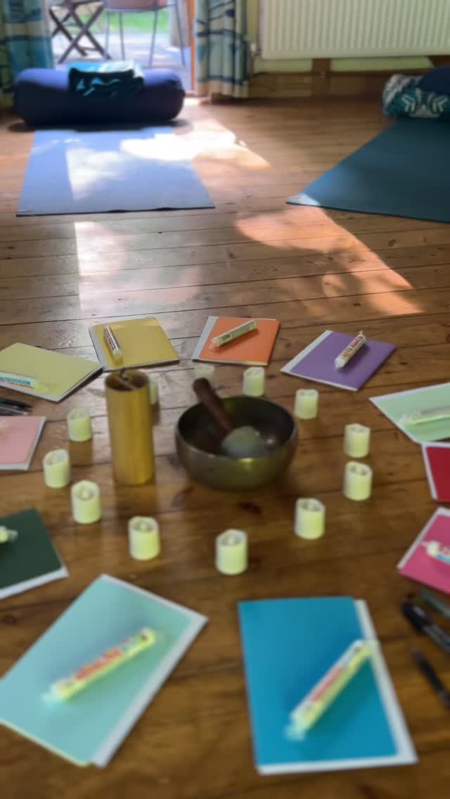 Honestly! The unplanned random moments of joy / surprise/ LOL’s / OMG’s never cease to pop up on retreat I think.
Last weekend a bird flew in the studio and skimmed past my ear. Poor luv. Thankfully Ruth lept up, yoga stoned, and ever so kindly and gently scooped up said bird and set it free. Not quite the gentle close to the long Shavasana I had planned 🤣
The day before I’d precariously balanced on a table to rescue a giant dragonfly (size of my hand- no joke) from the dining room who so desperately wanted to escape through the closed skylight. ⛅️
Shout out to our awesome chef @food_with_shell for not only treating us to delicious food, and being a joy to work with - but because she was mega adaptable to sleeping in a pretty basic room (shared with several spiders that she put outside at 2am. Legend).
Bloody love sharing retreats - and space for spontaneity in life (on the yoga mat) to see what unfolds is dreamy too.
#Retreatlife #retreatteacher #random #nature #moments #flow #lols #yogateacher #slowdown #shavasana